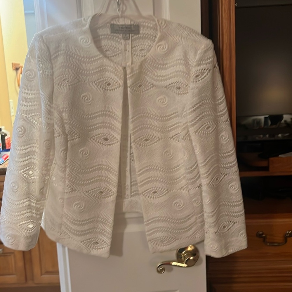 Tahari White Textured Women's Jacket